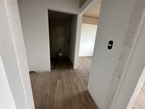 Departamento En Venta En Liniers Barrio Naon