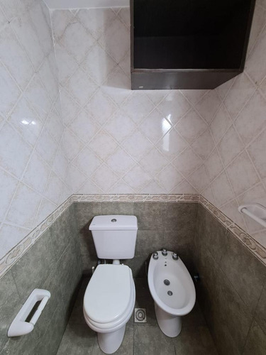 Imagen 4 de 14 de Triplex Excelente Estado