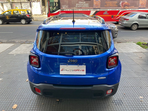 Imagen 10 de 24 de Jeep Renegade Longitude 4x2 At 2018