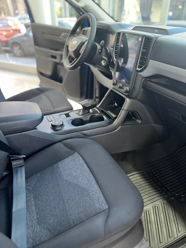 Ford Ranger XLS 3.0 V6 4x4 AT