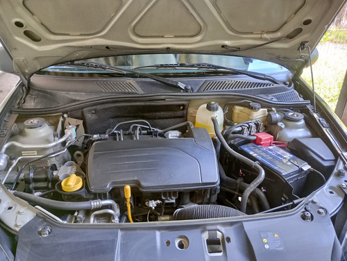Renault Clio 1.2 Mio Confort Plus Abs Abcp