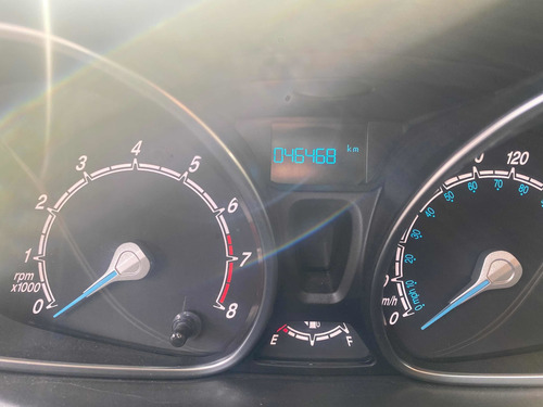 Ford Fiesta Titanium 1.6