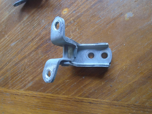 Imagen 2 de 2 de Vendo Bisagra Delantera Izquierda De Daihatsu Materia 2013