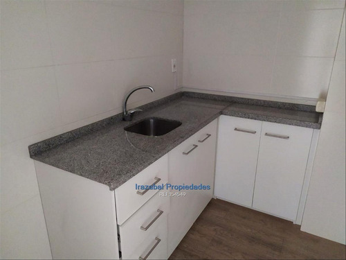 Oficina En Alquiler Proximo A Arocena, Irazabal Propiedades