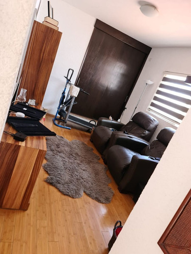 En Venta Residencia En Carretas, Super Cétrica, De Super Lujo !!