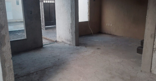 Casa En Privada, Rancho Don Antonio Tizayuca, Para Remodelar, 3 Habitaciones , 2 Baños , Amplios Espacios, Extensa Área Verde