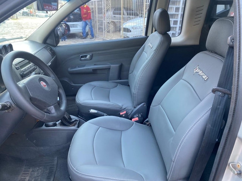 Imagem 6 de 14 de Fiat Strada Adventure 1.8/ 1.8 Locker Flex Ce