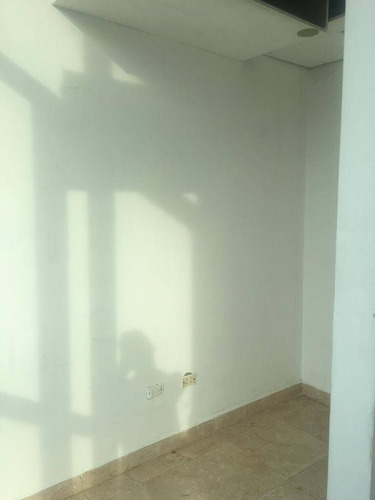 Imagen 7 de 14 de 159382 Anthony 0424-4338703 Venta Oficina Concepto La Granja