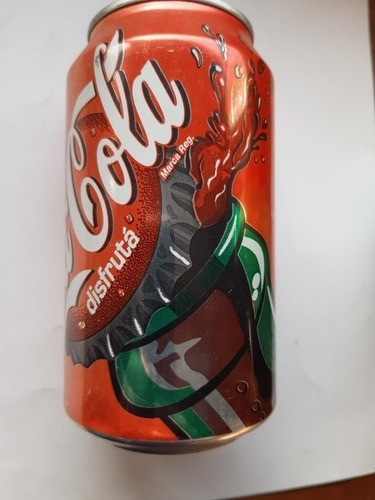 Lata / Coca Cola / Año 2001