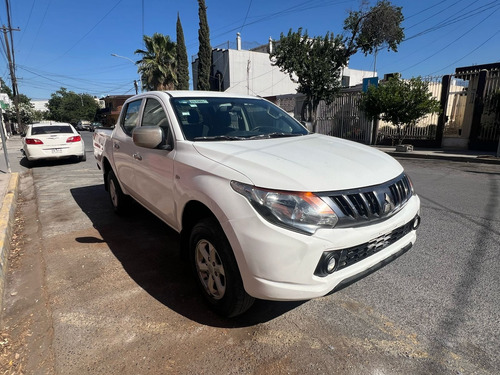 Mitsubishi L200 2.5 Di-d Cabina Doble 4x4 Mt