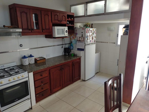 Ph En Venta - 2 Dormitorios 1 Baño - Cochera - 102mts2 - Ringuelet, La Plata