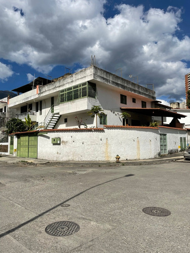 Se Vende Casa Quinta En Palo Verde, Urb. Las Antiguas, Caracas