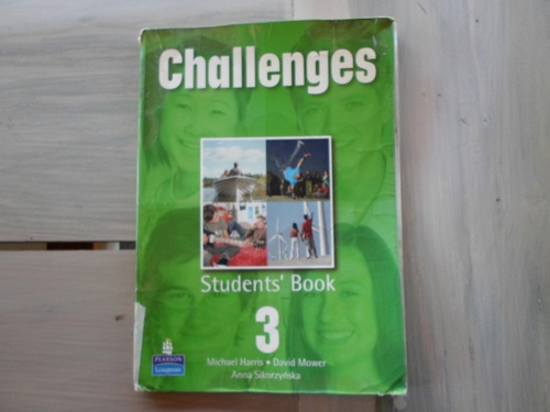 Libro De Inglés Challenges 3 Students Book Usado