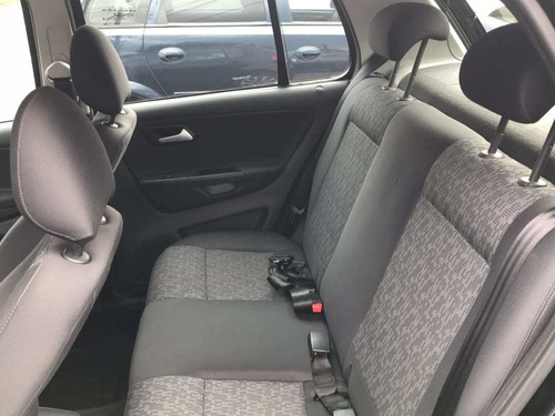 Imagem 8 de 11 de Volkswagen Fox Highline G2 1.6 8v Flex