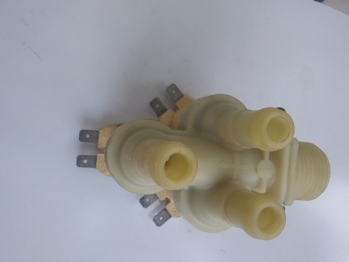 Imagen 7 de 8 de Válvulas Solenoides Agua Lavadora Comercial 220 V Usadas