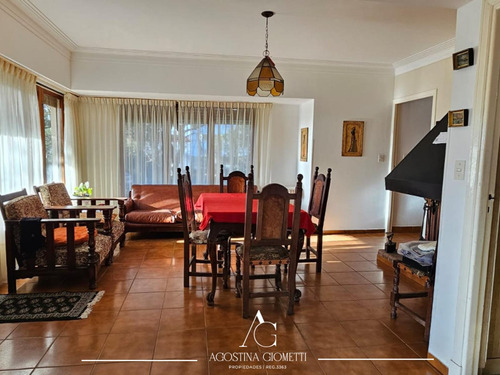 Casa En Bosque Peralta Ramos