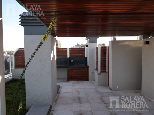 Departamento- Venta- Olivos- Penthouse- 5 Ambientes - Terraza- Pileta Propia - Vista Rio