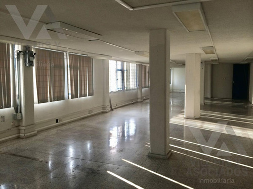 Imagen 19 de 25 de Edificio Comercial - Balbuena