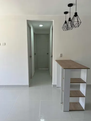 Rento Apartamento Con Excelente Ubicación En Rionegro