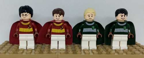 Lego Harry Potter 4 Figuras Del Set # 4737 Quidditch Match