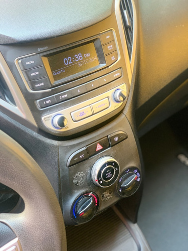 Hyundai Hb20 1.6 Automatico Sem Entrada Metro Vila Prudente