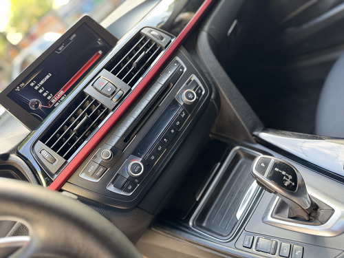BMW Serie 3 2.0 328i Sedán Sport 245cv
