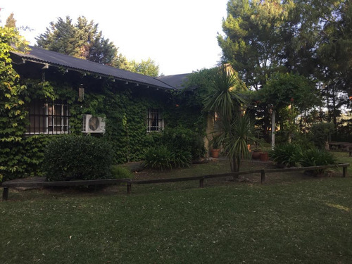 Quinta En Venta - 2 Dormitorios 1 Baño - 15000mts2 - Abasto