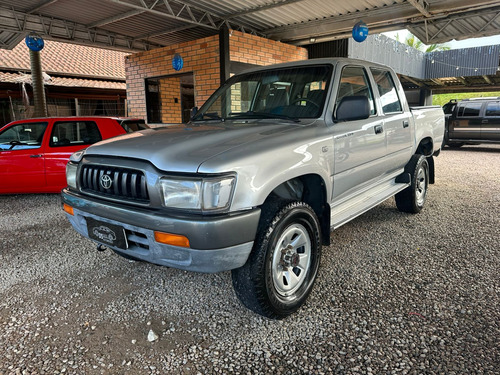 Toyota Hilux 3.0 4 CDL DX