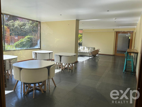 Departamento En Venta De 4 Dorm. En Las Condes