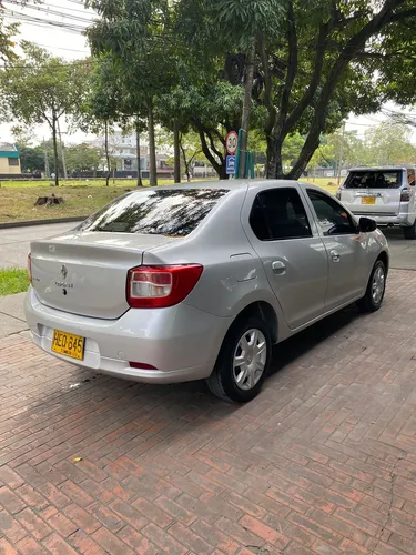Renault Logan 1.6 Dynamique