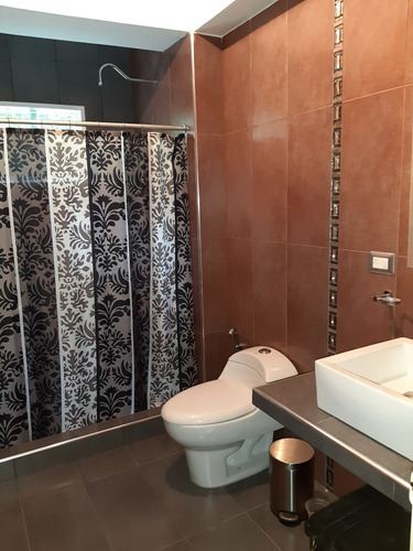 Imagen 14 de 14 de Venta De Casa Colinas De Carrizal Urbanización El Golf Rz