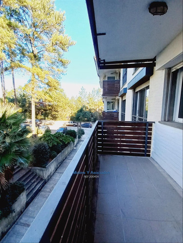 Apartamento De 3 Dormitorios En Haras De Lago