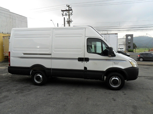 Imagem 6 de 11 de Iveco 35s14 Ano 2011 Furgão Longo Teto Alto