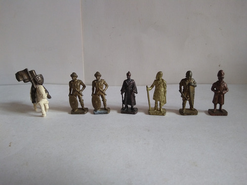 Lote Com 6 Soldadinhos Kinder Antigos ( Ver Fotos ) (Usado)