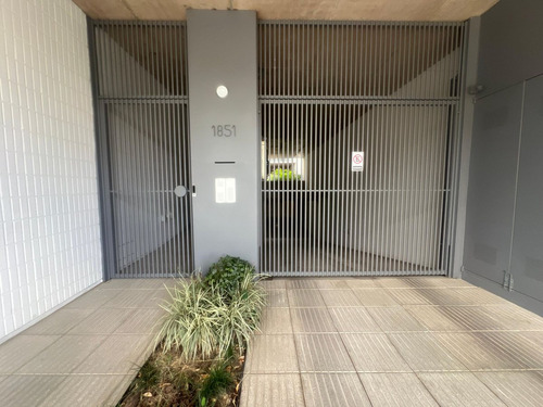 Venta Oficina C/cochera Y Balcón- P. Leloir