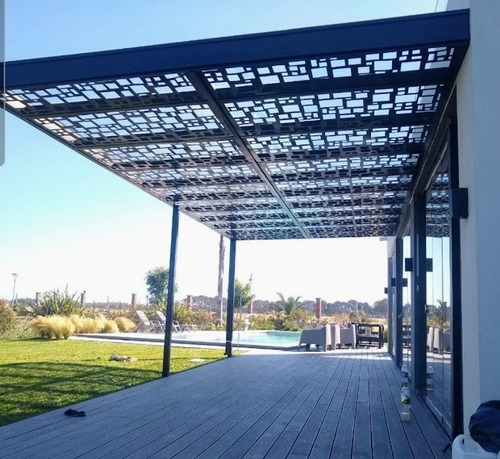 Pergolas En Hierro Con Chapa Perforada Decorativa