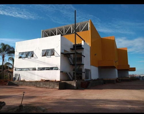 Imagem 2 de 3 de Galpão A Venda E Locação - Ga0050