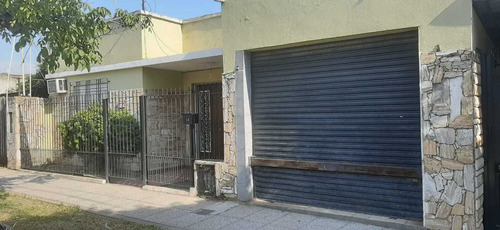 Venta Casa 3 Ambientes Lote 400 M2 Rafael Castillo
