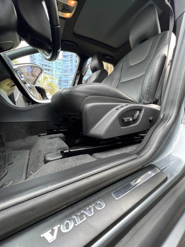Volvo XC60 2.0 T5 High 240cv At