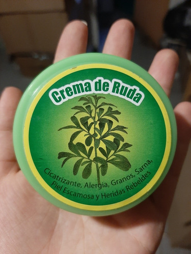 Crema Natural De Ruda Para Aliviar Dolores Musculares