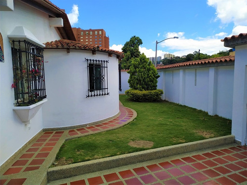 Imagen 1 de 27 de Venta De Casa En La Urb. Terrazas Del Club Hípico, Municipio Baruta