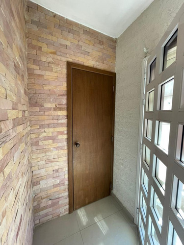 Excelente Townhouse Duplex Urb.brisas De San Miguel A Cinco Minutos Del Sambil