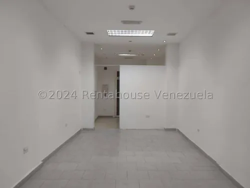 LG Alquilo Amplio Local Chacao