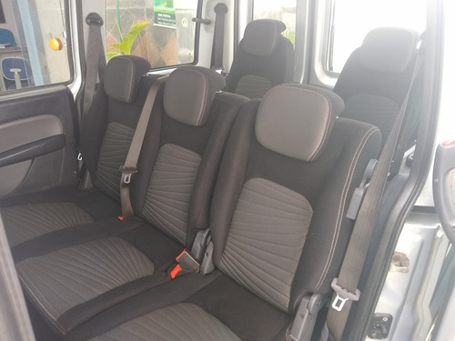 Fiat Doblo Essence 7 Lugares 2017