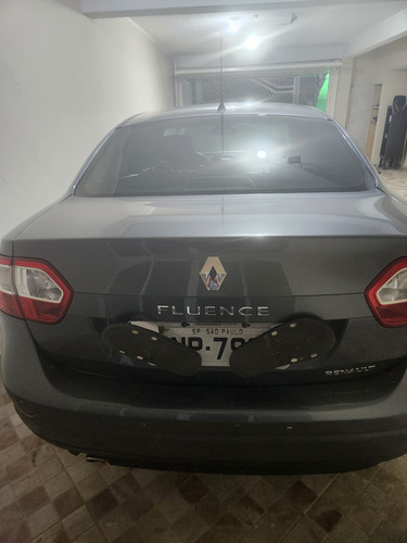 Renault Fluence 2.0 Dynamique Hi-flex 4p