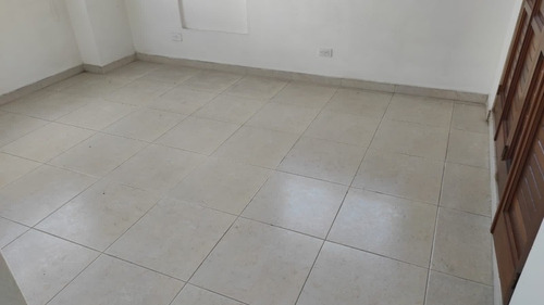 Imagen 12 de 16 de Apartamento En Alquiler En Evaristo Morales!