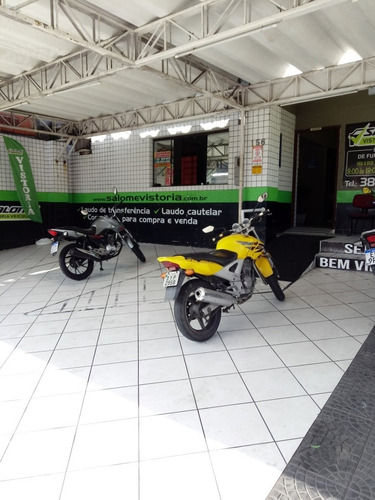 Imagem 1 de 2 de Honda Twister