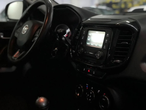 Imagen 4 de 15 de Fiat Toro Freedom 4x4 2017 Negra