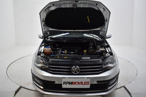 Volkswagen Polo Comfortline Tiptronic 2017 Rpm Moviles
