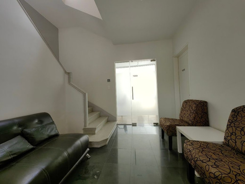 Oficina Con Servicios Incluidos / Áreas Comunes / Colonia Narvarte